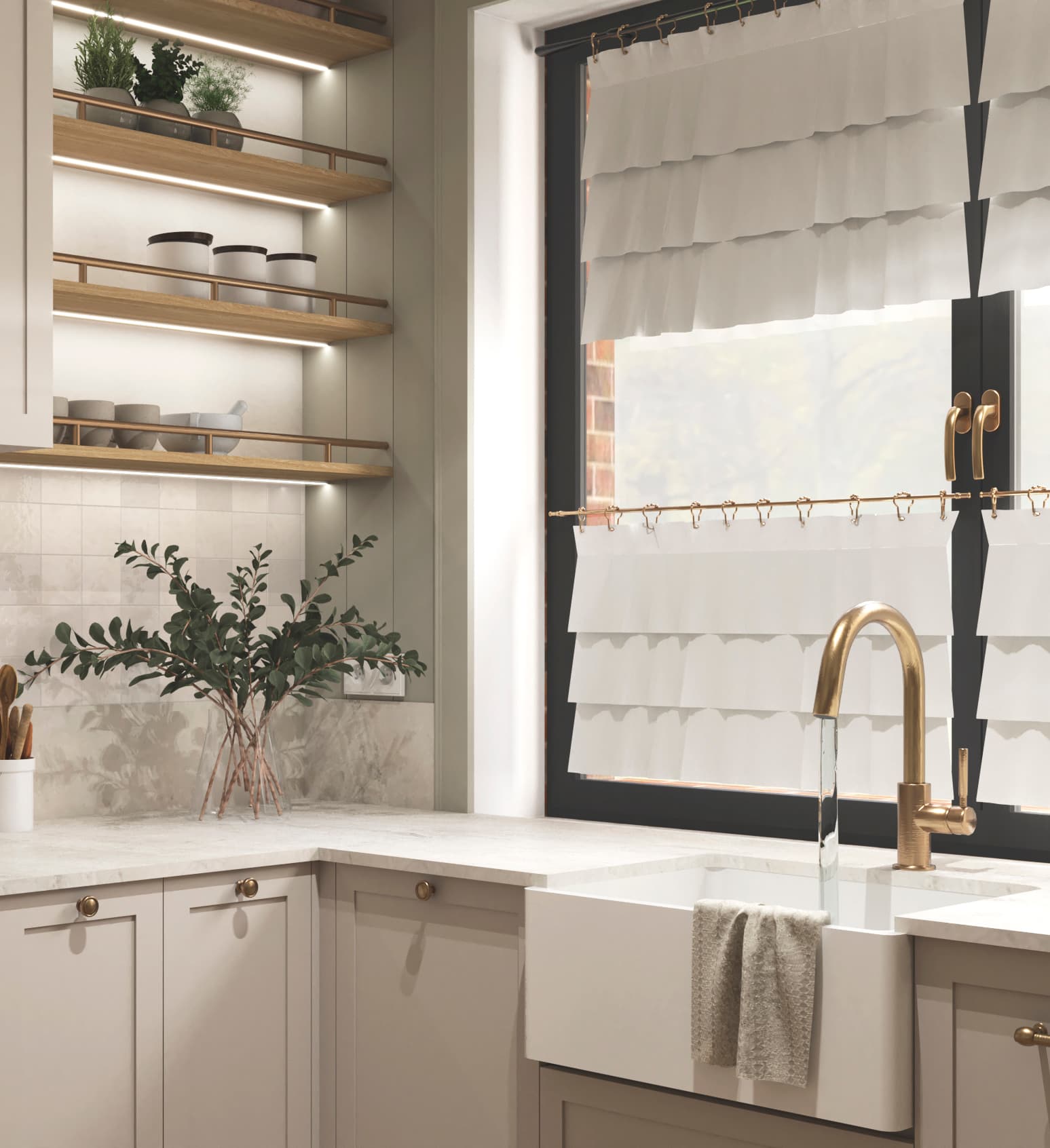 Projekt wnętrza kuchni w Palikówce - jasna kuchnia z dużym oknem i złotą armaturą - ujęcie 2